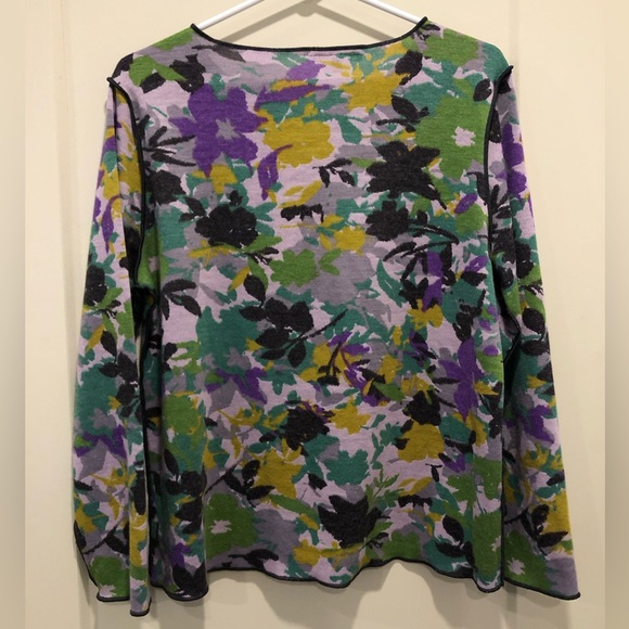 Trisha Tyler top - Picture 2 of 3